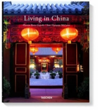 Könyv Living in China Reto Guntli