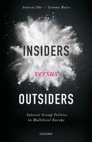 Kniha Insiders versus Outsiders Andreas Dur