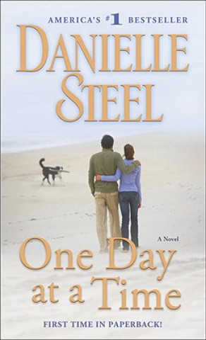 Kniha One Day at a Time Danielle Steel