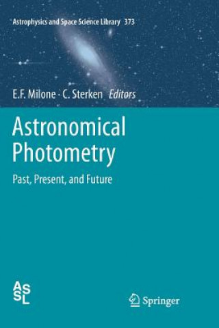 Könyv Astronomical Photometry Eugene F. Milone