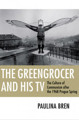 Книга Greengrocer and His TV Paulina Bren
