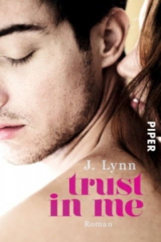 Livre Trust in Me J. Lynn