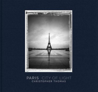 Книга Paris City of Lights Christopher Thomas