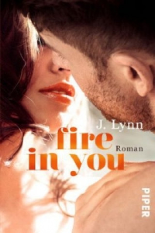 Książka Fire in You J. Lynn
