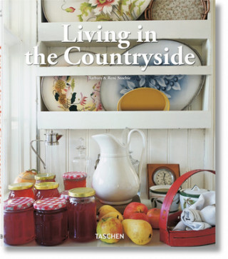 Knjiga Living in the Countryside Barbara Stoeltie