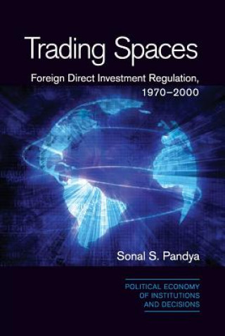 Книга Trading Spaces Sonal S. Pandya