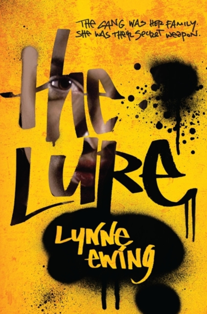 E-knjiga Lure Lynne Ewing