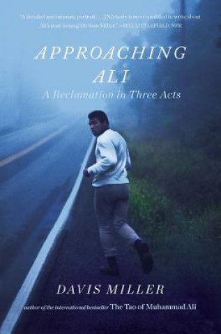 Könyv Approaching Ali Davis Miller