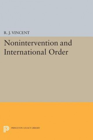 Knjiga Nonintervention and International Order R. J. Vincent