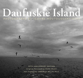 Książka Daufuskie Island Jeanne Moutoussamy-Ashe