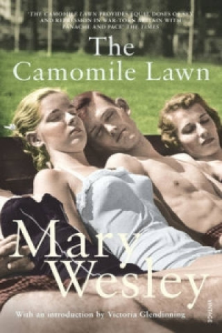 Könyv Camomile Lawn Mary Wesley
