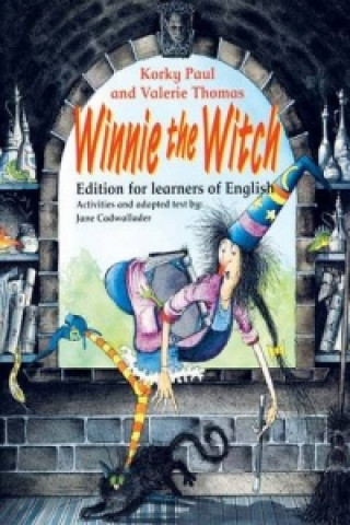 Carte Winnie the Witch: Storybook (with Activity Booklet) Jane Cadwallader