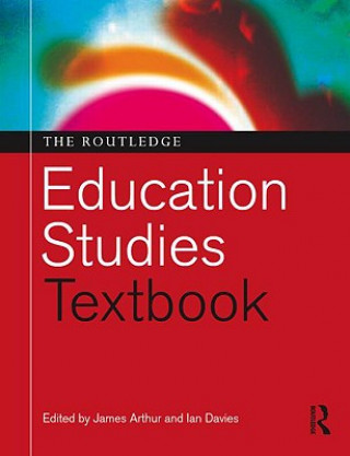 Carte Routledge Education Studies Textbook 