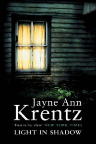 Könyv Light In Shadow Jayne Ann Krentz