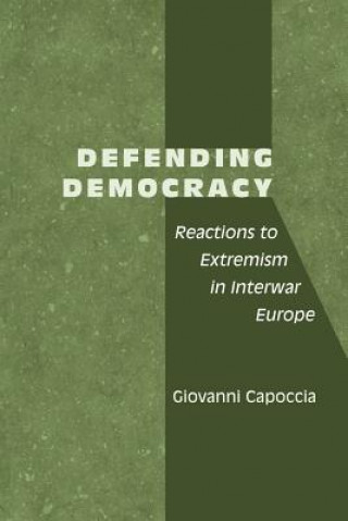 Libro Defending Democracy Giovanni Capoccia