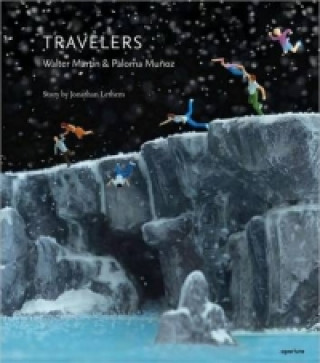 Könyv Walter Martin / Paloma Munoz: Travelers Walter Martin