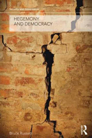 Kniha Hegemony and Democracy Bruce Russett