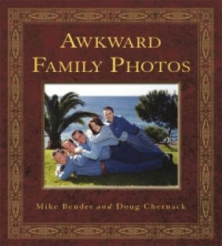 Kniha Awkward Family Photos Mike Bender