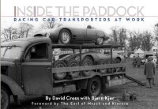 Kniha Inside the Paddock David Cross