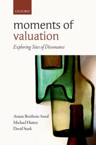 Könyv Moments of Valuation BerthoinAriane Antal