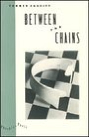 Livro Between the Chains Turner Cassity