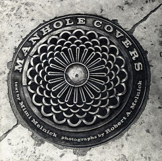 Książka Manhole Covers Mimi Melnick