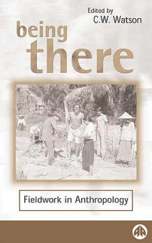 Libro Being There C. W. Watson