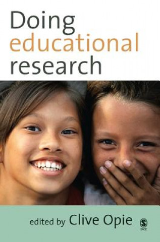Knjiga Doing Educational Research Clive Opie