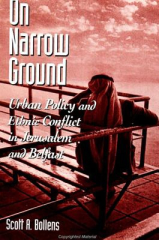 Boek On Narrow Ground CB Scott A. Bollens
