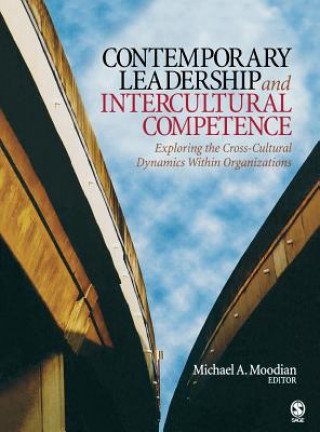 Könyv Contemporary Leadership and Intercultural Competence Michael A. Moodian