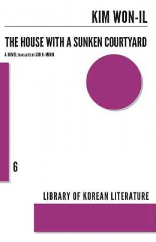 Könyv House with a Sunken Courtyard Kim Won