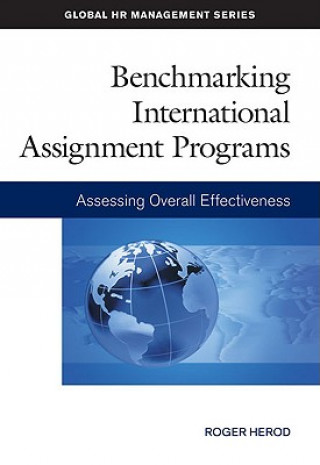 Książka Benchmarking International Assignment Programs Roger Herod