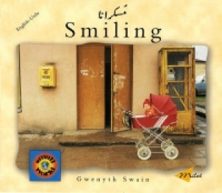 Carte Smiling (Urdu-English) Gwenyth Swain