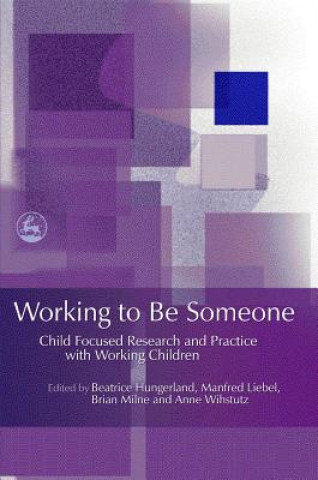 Boek Working to Be Someone Antonella Invernizzi