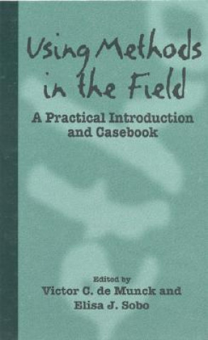 Könyv Using Methods in the Field Victor C. De Munck