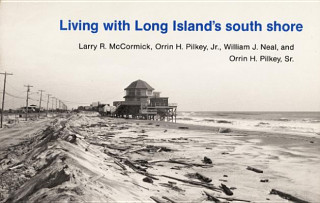 Kniha Living with Long Island's South Shore Larry McCormick