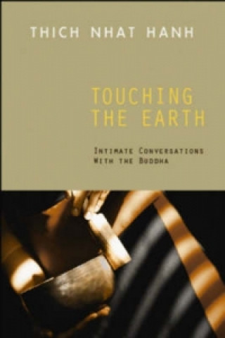 Carte Touching The Earth Thich Nhat Hanh