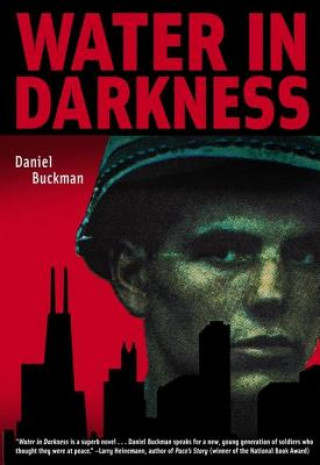 Kniha Water In Darkness Daniel Buckman