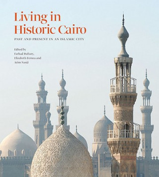 Libro Living in Historic Cairo 