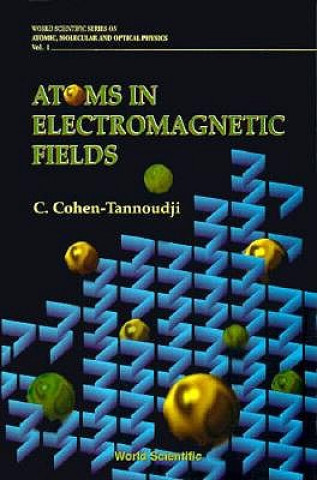 Carte Atoms in Electromagnetic Fields Claude Cohen-Tannoudji