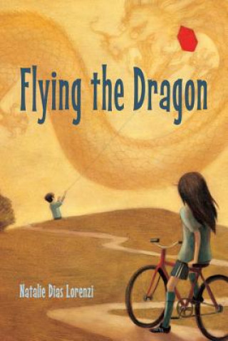 Kniha Flying the Dragon Natalie Dias Lorenzi