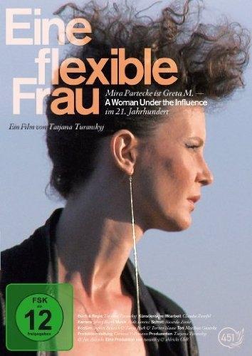 Wideo Eine flexible Frau 