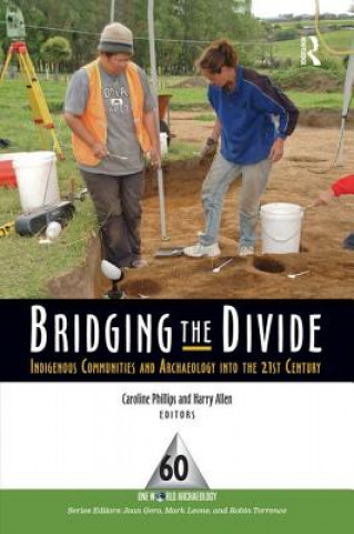 Książka Bridging the Divide 