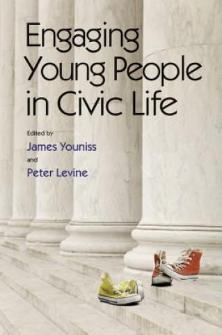 Könyv Engaging Young People in Civic Life 