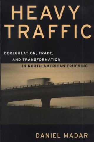 Könyv Heavy Traffic Daniel Madar