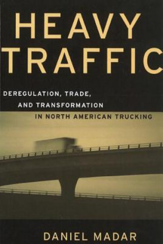 Kniha Heavy Traffic Madar