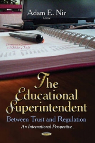 Kniha Educational Superintendent 