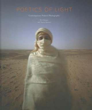 Kniha Poetics of Light Joanna Turek