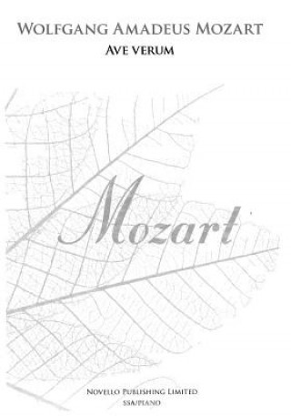 Knjiga W.A. Mozart MOZART