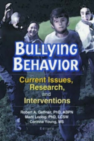 Книга Bullying Behavior Corinna Young